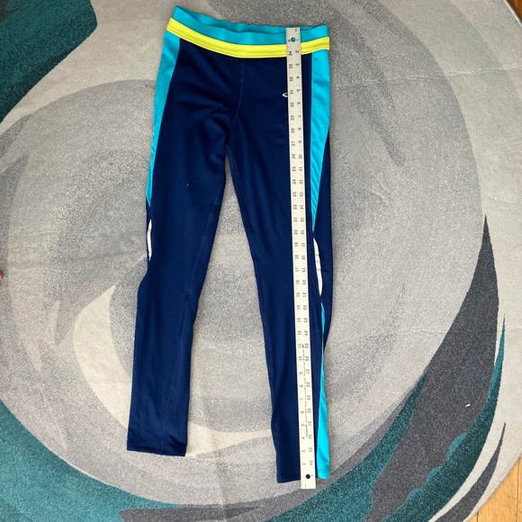 🍁 3 for $23: CHAMPION Fitted matching thermal set (14-16 Kids) - Picture 6 of 12